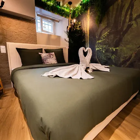 Les D Ailleurs Apartamento *