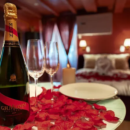 Les D Ailleurs アパート